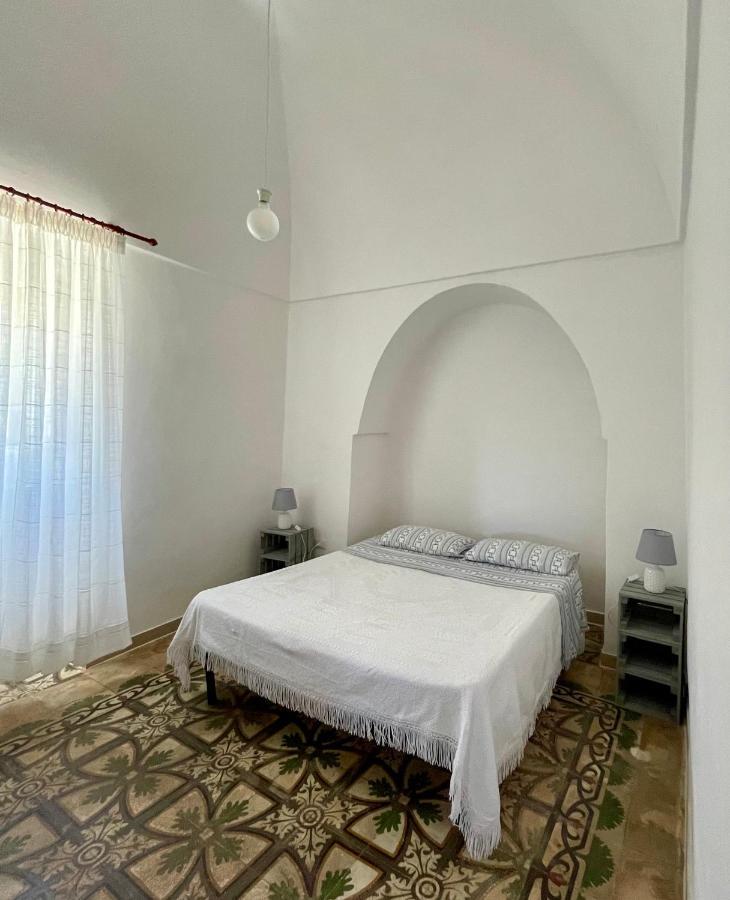 Trulli Lupoli In Valle D Itria Cisternino Buitenkant foto